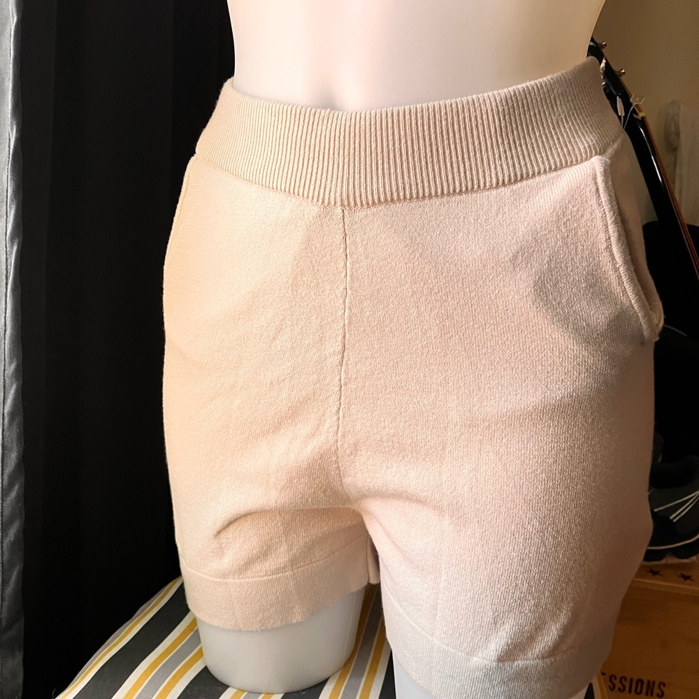 High Waist Cream knit Shorts